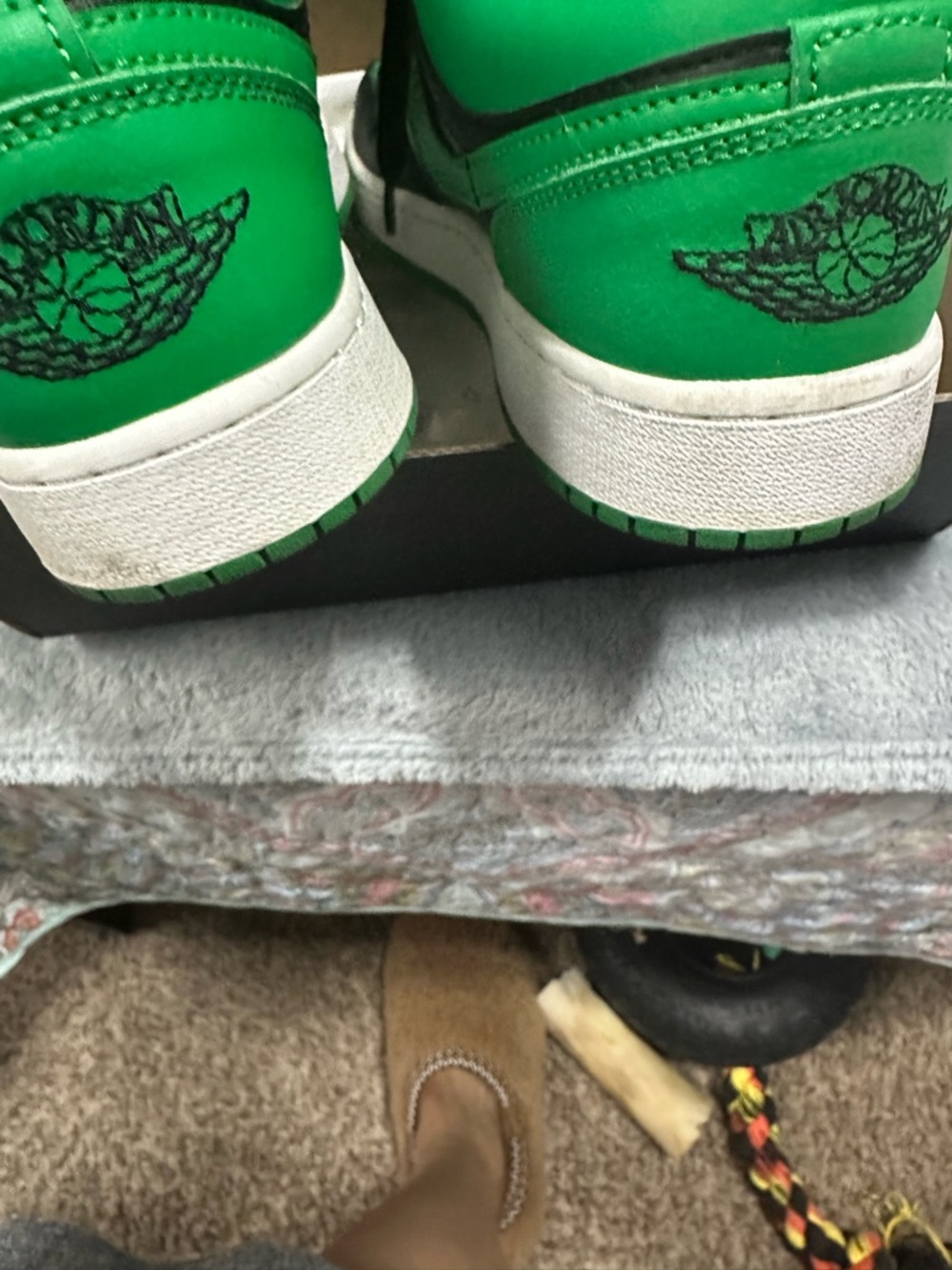 CLOSET CLOSING Jordan Air Jordan 1 Low GS Black Green White Sneakers - Picture 11 of 12